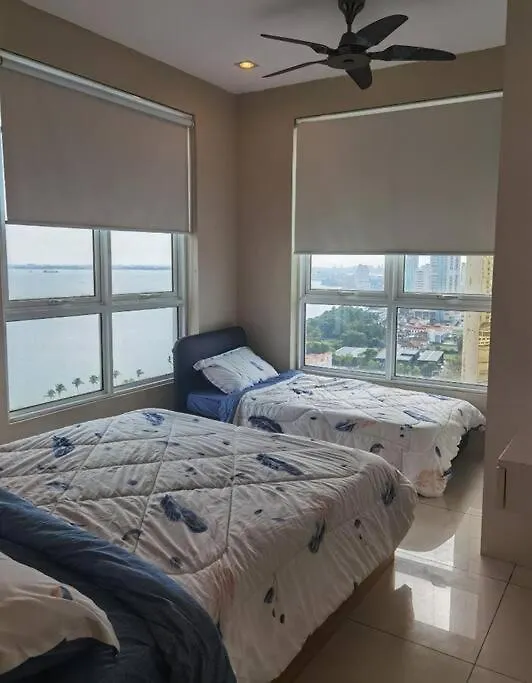 Mansion One Seaview Service Apartment X Gurney Geogetown George Town 0*,